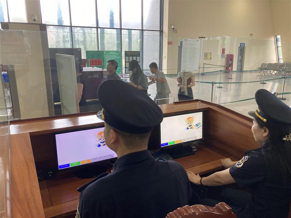 Tổng cục Hải quan triển khai quy trình thí điểm kiểm tra, giám sát hành lý tại cửa khẩu